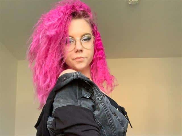 Femme potelée soumise pour le sexe BDSM